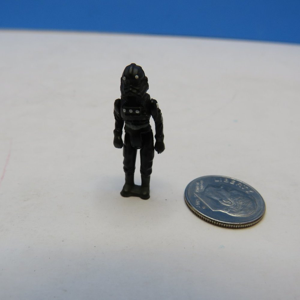VTG Star Wars Micro Machines Tie Fighter Pilot Figure.